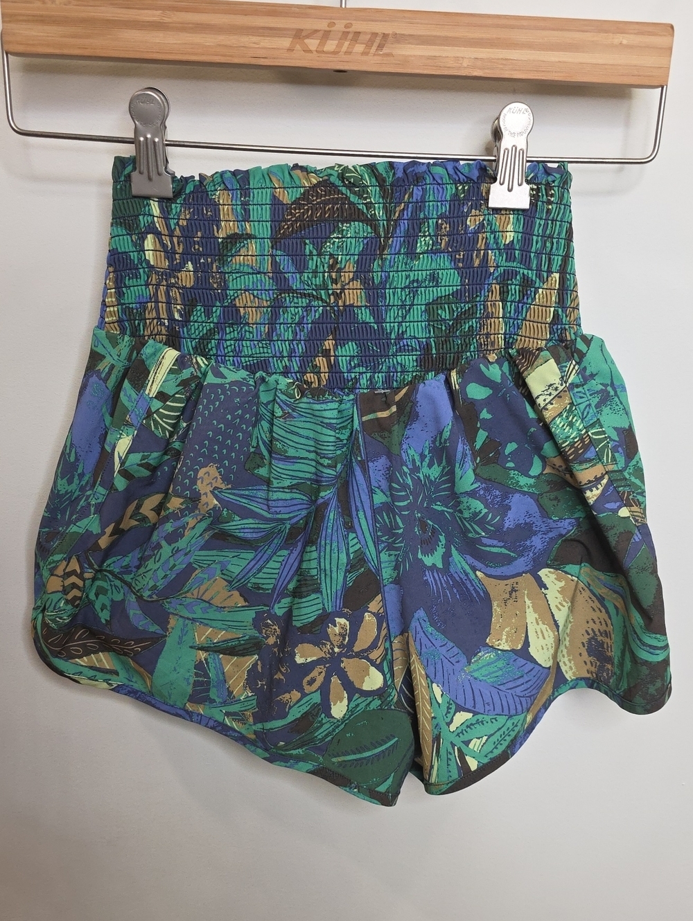 High-Waist Smocked Tropical Print Shorts - Green/Blue Offline By Aerie Sz Small